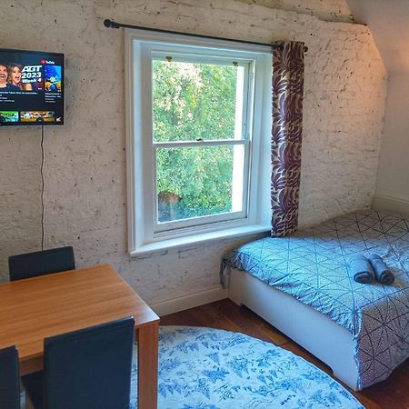 Mezzanine Style Studio Apartment 8 London Eksteriør billede