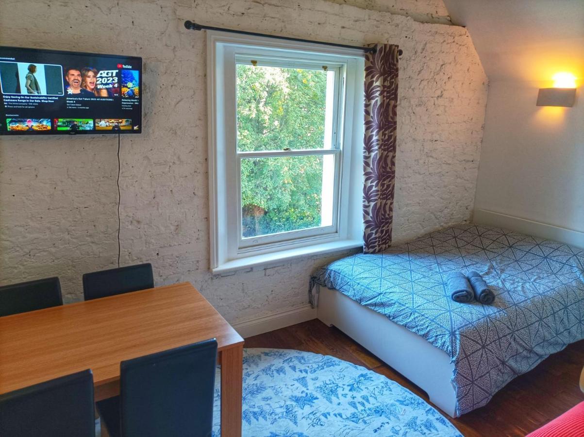 Mezzanine Style Studio Apartment 8 London Eksteriør billede